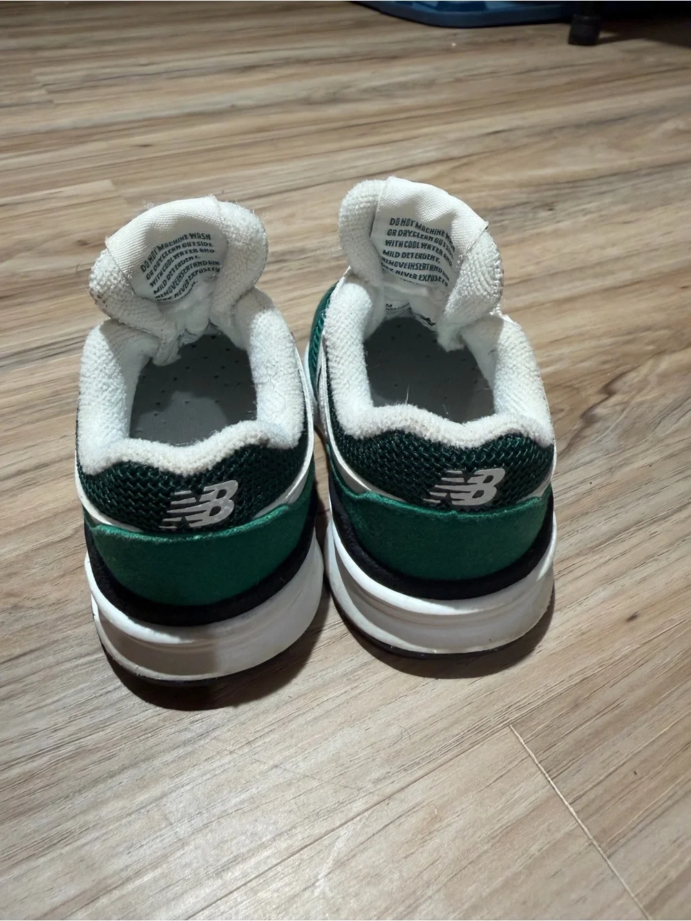 New Balance 997H Toddler Sneakers Green Cream Size 3